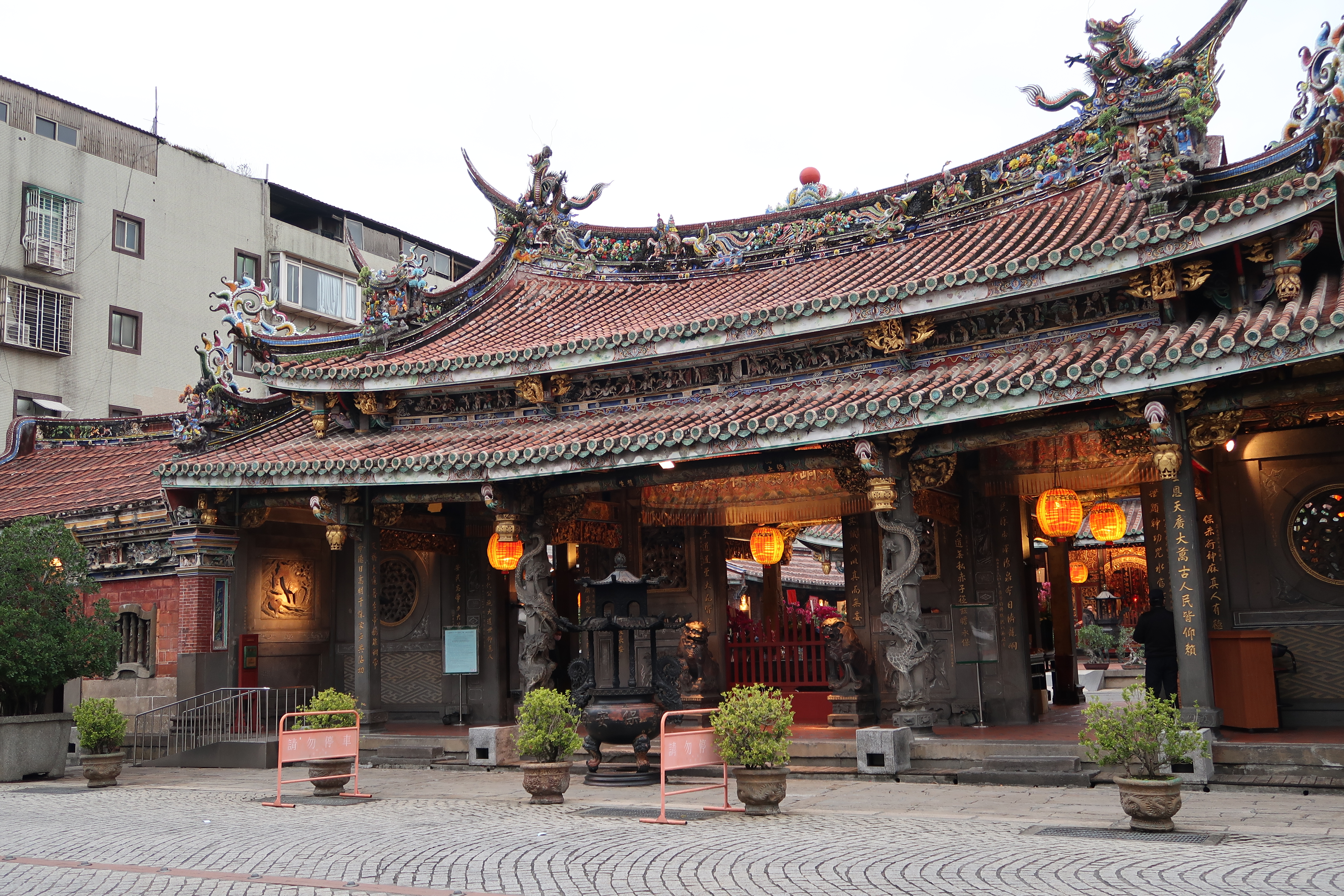 Dalongdong Baoan Tempel von aussen